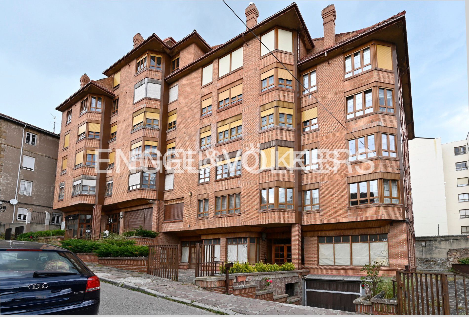 Vista exterior de Àtic en venda en Reinosa amb Calefacció
