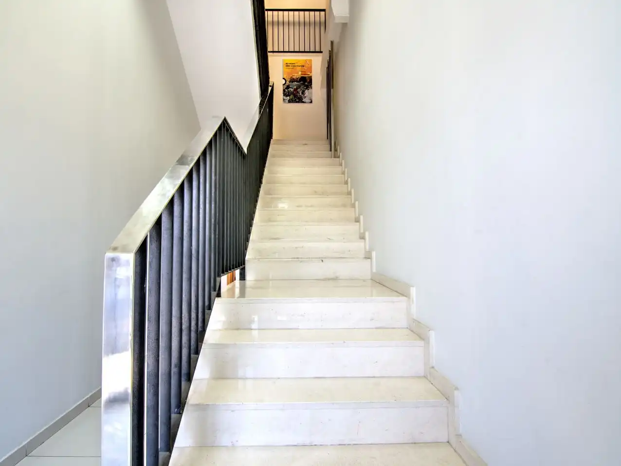Local en venta en Alicante / Alacant con Aire acondicionado, Amueblado y Internet