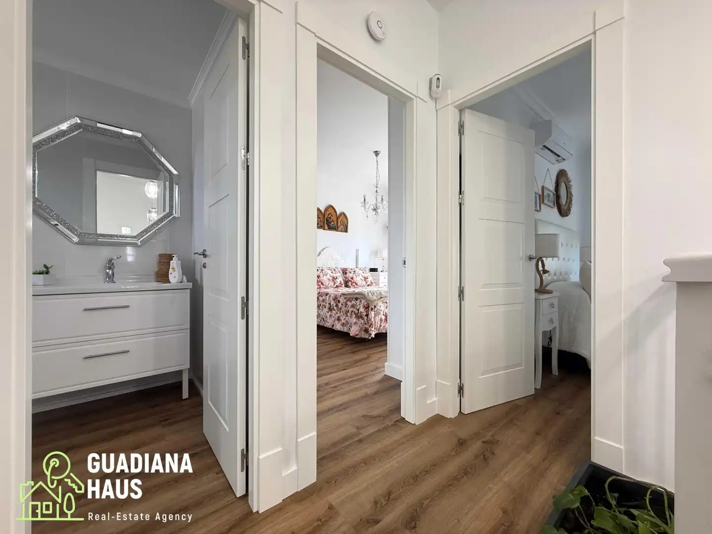 Dormitori de Apartament en venda en Ayamonte amb Aire condicionat, Jardí privat i Terrassa