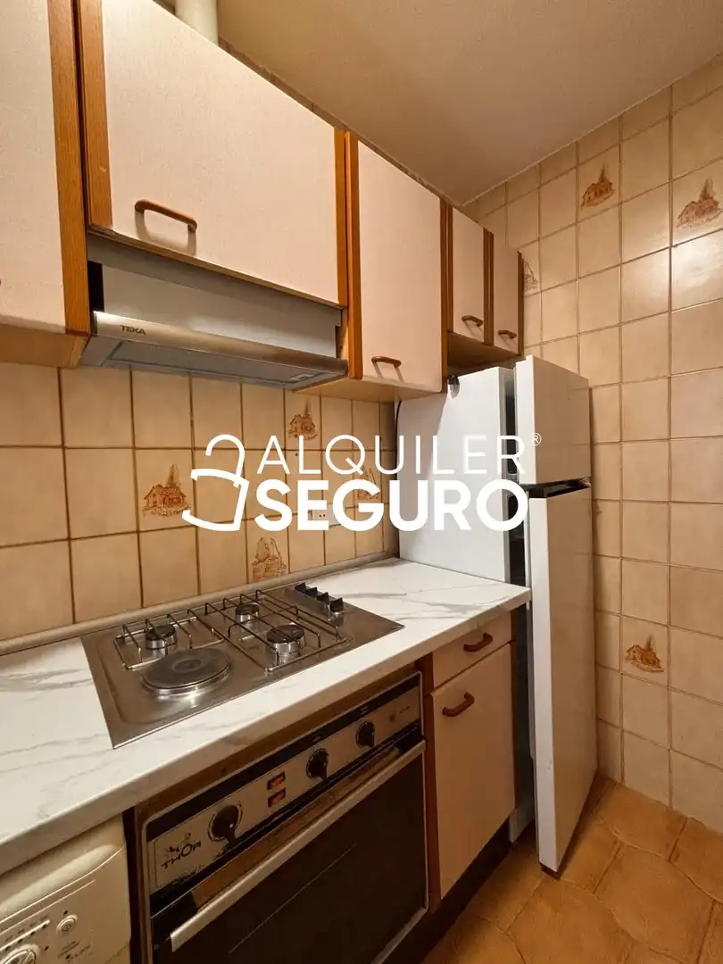 Küche von Wohnung zur Miete in Madrid mit Klimaanlage und Heizung