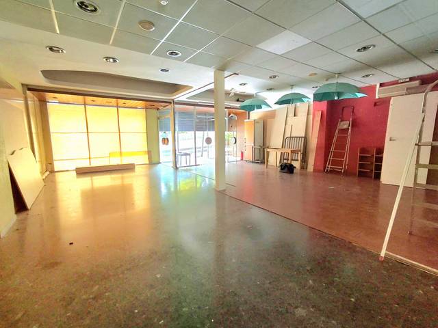 Local comercial en Venta en Carrer de Marcelino Menéndez Pelayo, 6 en Centre