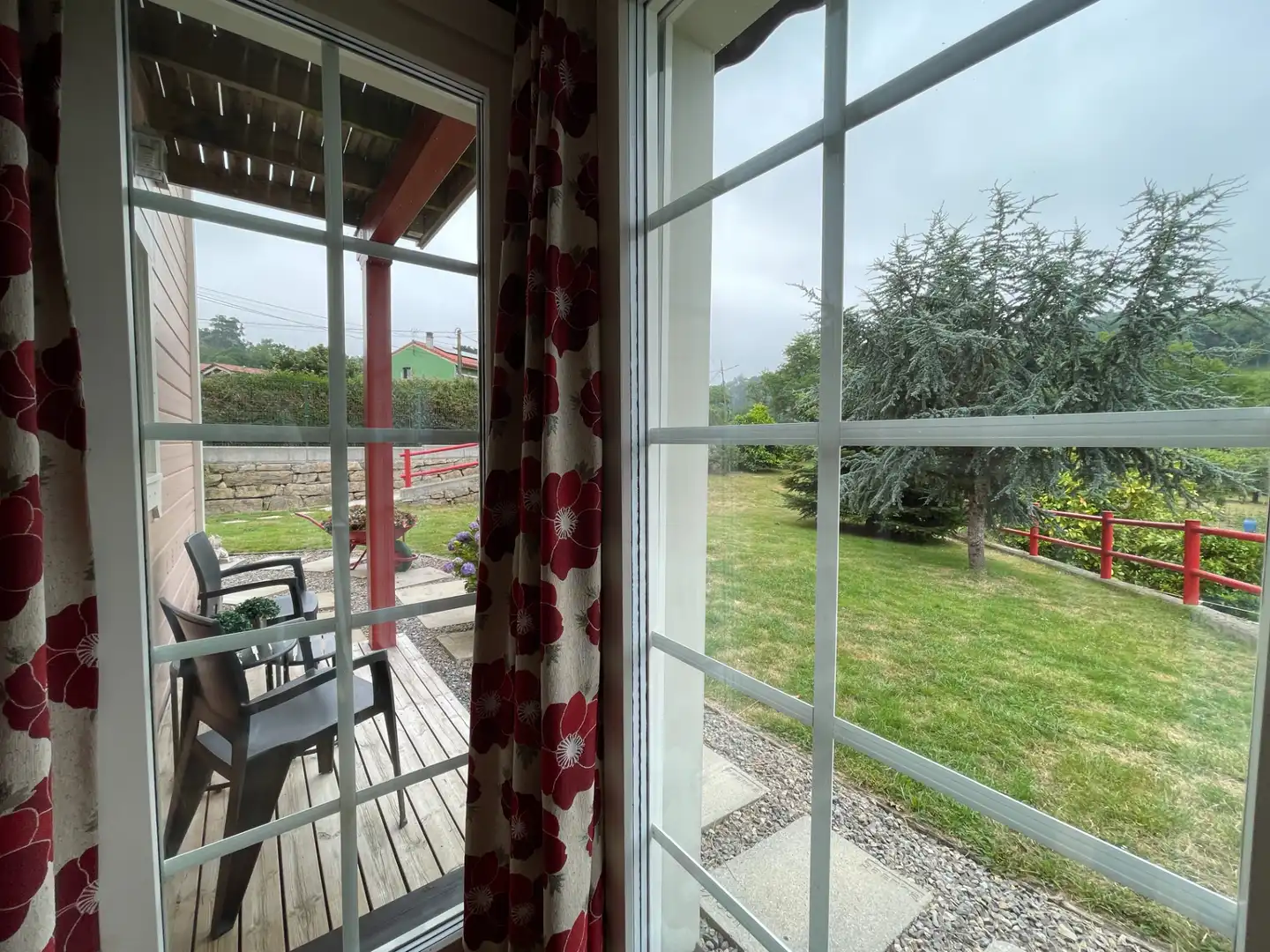 Terrassa de Casa o xalet en venda en Gijón  amb Calefacció, Jardí privat i Parquet