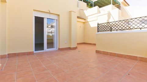 Foto 2 de Piso en venta en Calle Cerezo, 4, Cenes de la Vega, Granada