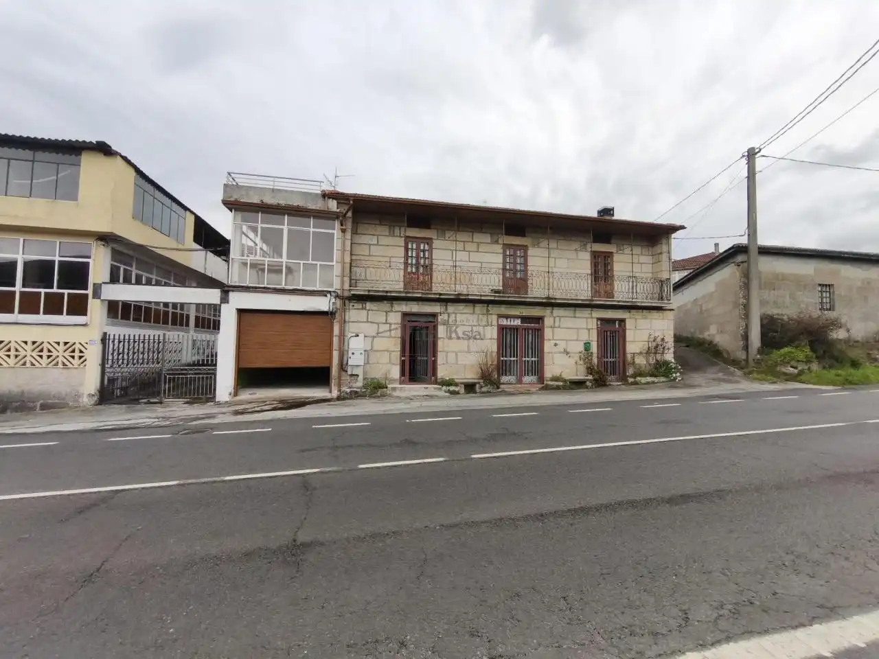 Vista exterior de Finca rústica en venda en Esgos amb Calefacció, Jardí privat i Balcó
