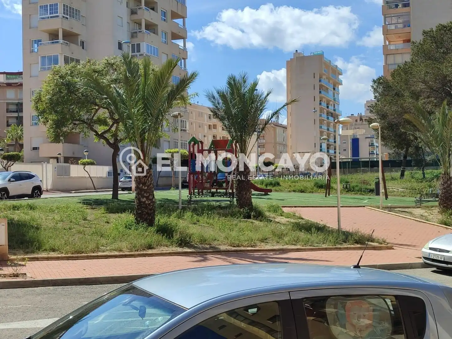 Apartamento en venta en Guardamar del Segura con Calefacción, Terraza y Piscina comunitaria
