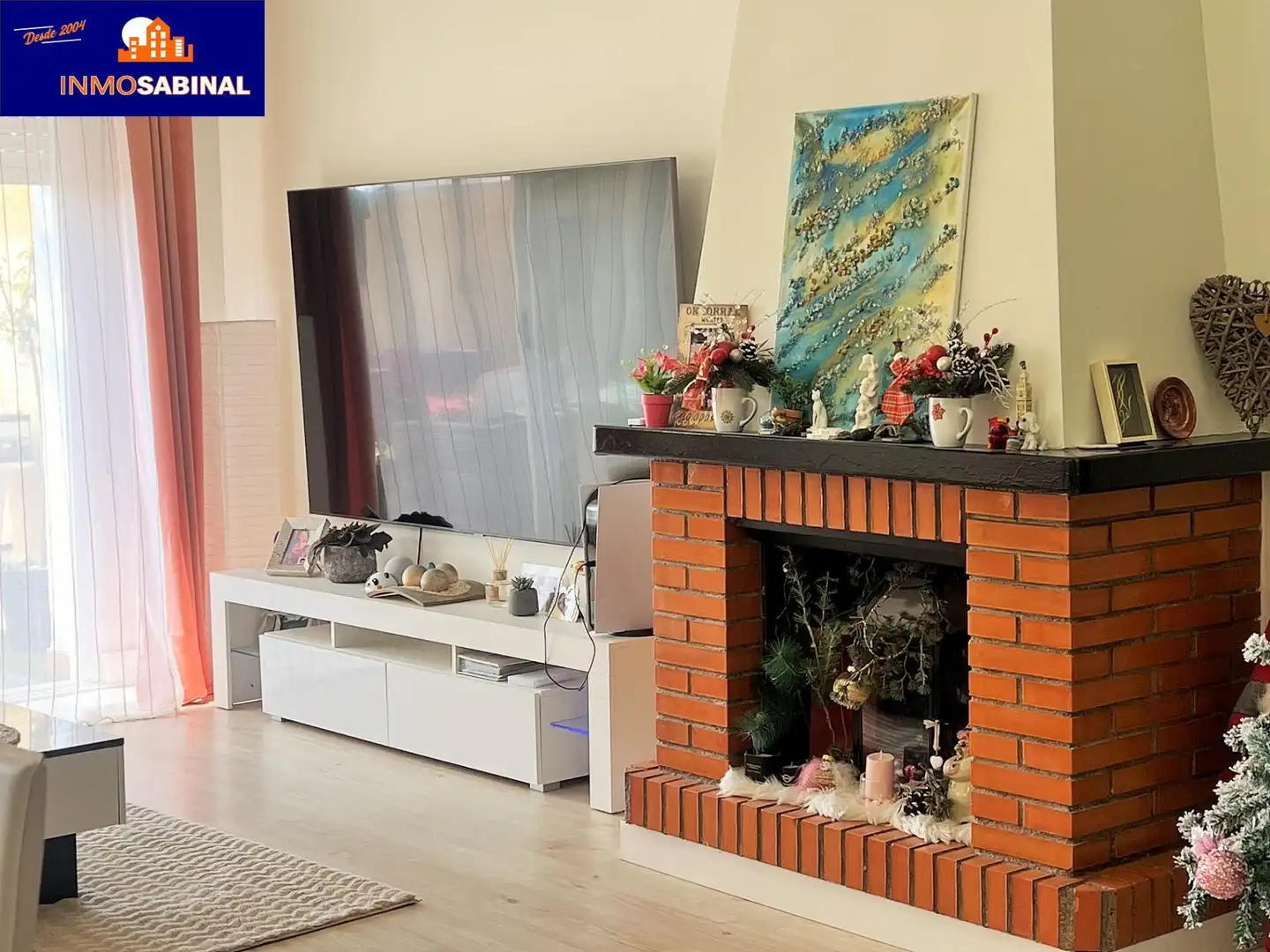 Sala de estar de Casa adosada en venta en Vícar con Aire acondicionado, Calefacción y Terraza