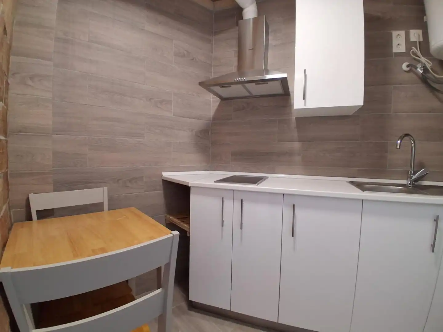 Study for rent in Hospital - Plaza del Real