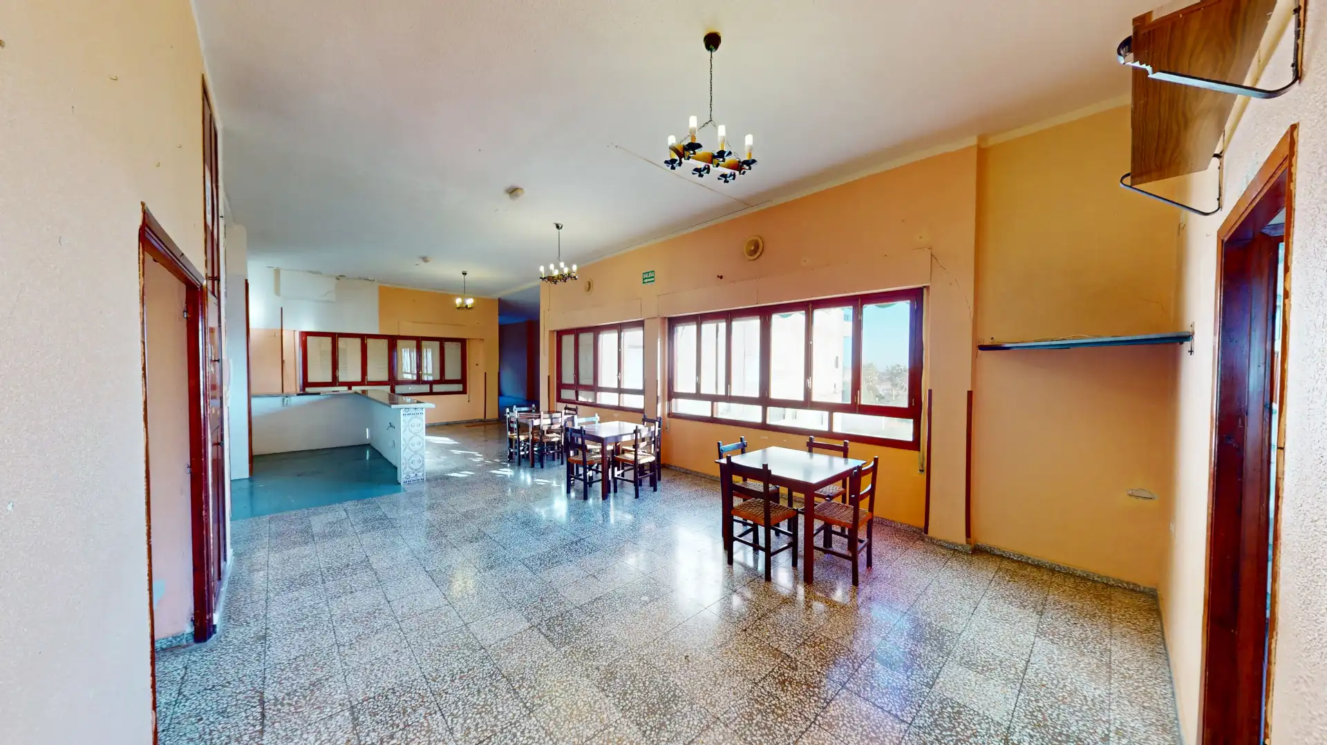Commercial properties for sale in Busot  with Air Conditioner and Furnished