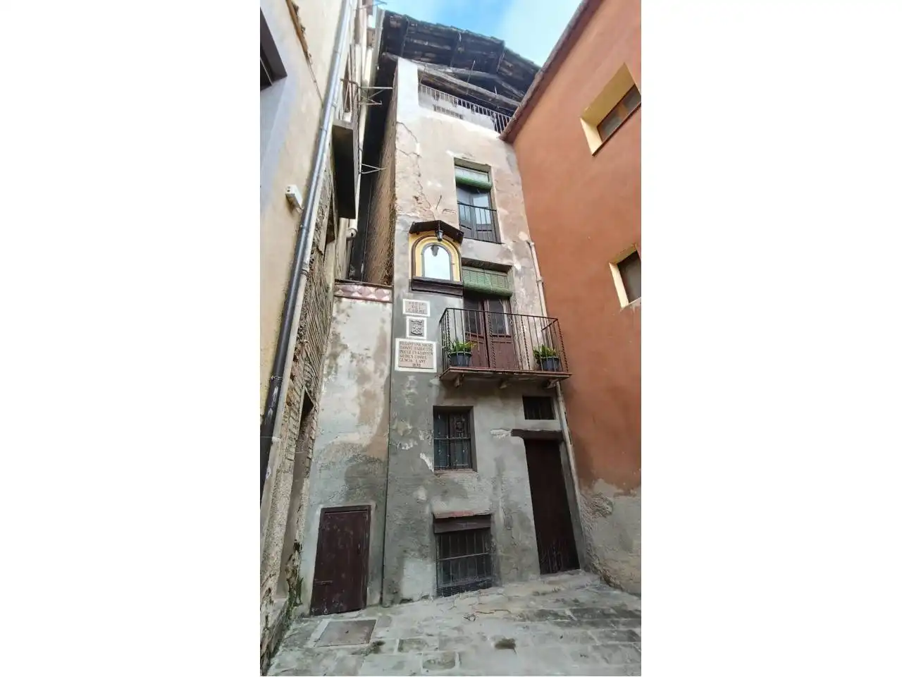 Exterior view of Houses for sale in Berga