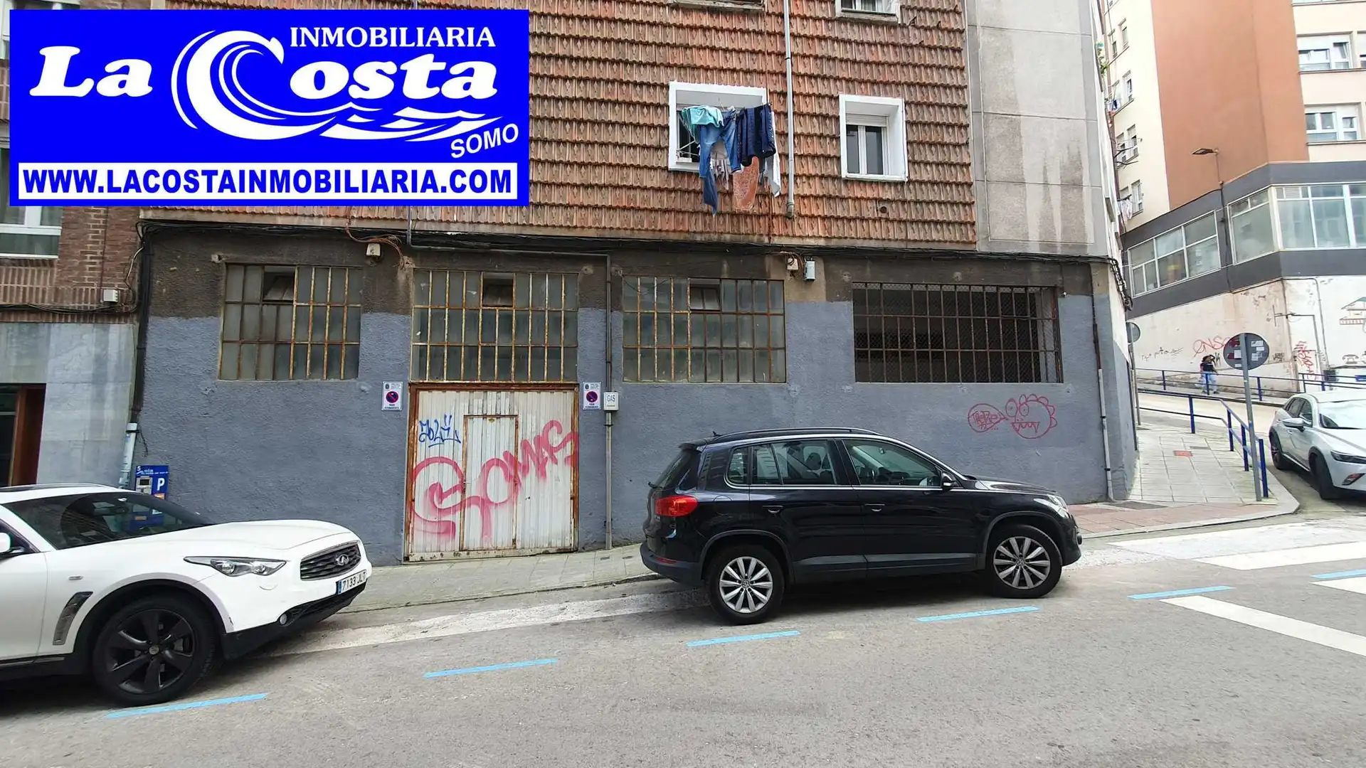 Aparcament de Local en venda en Santander
