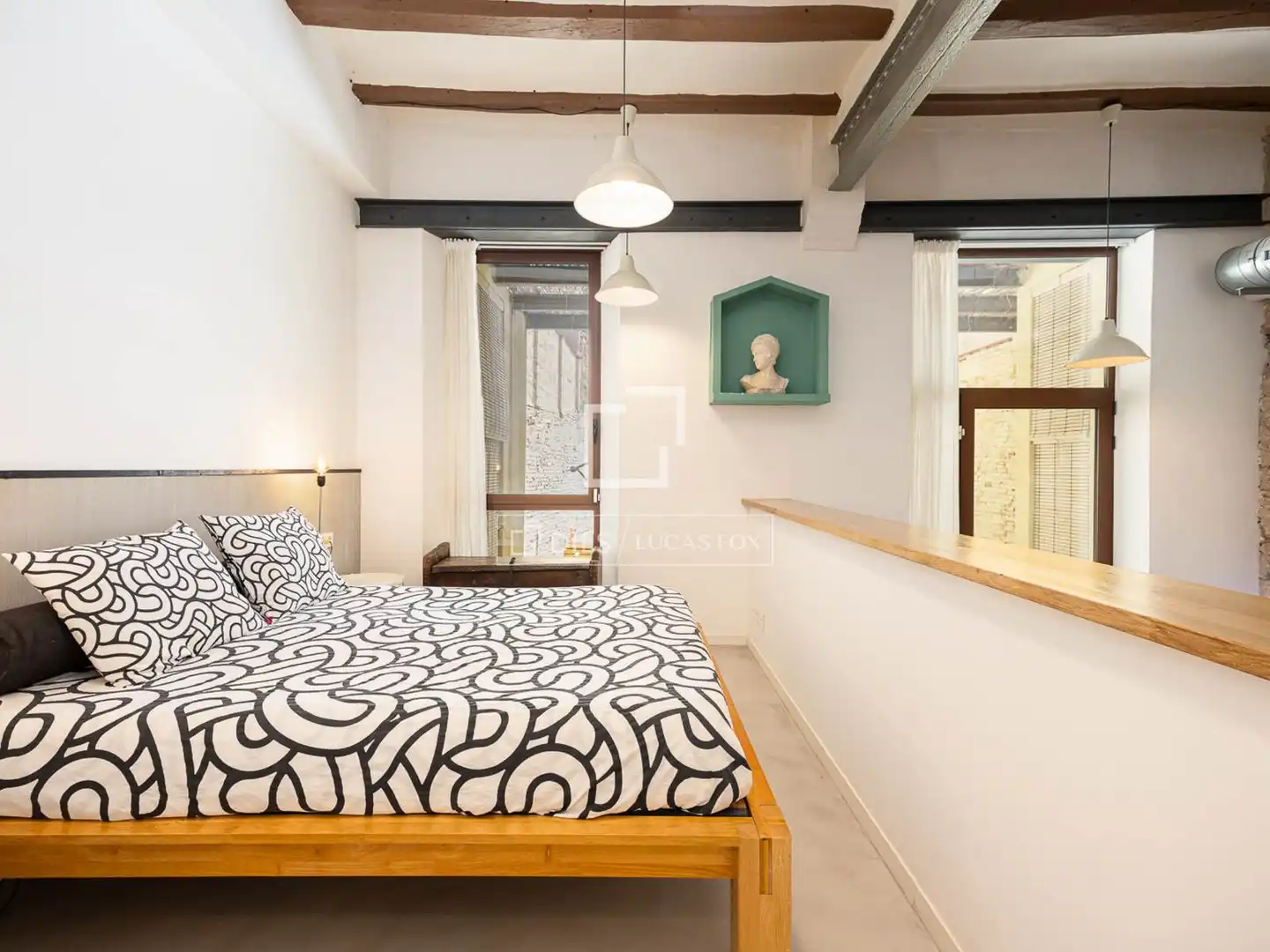 Schlafzimmer von Wohnung zum Verkauf in Barcelona mit Klimaanlage und Terrasse