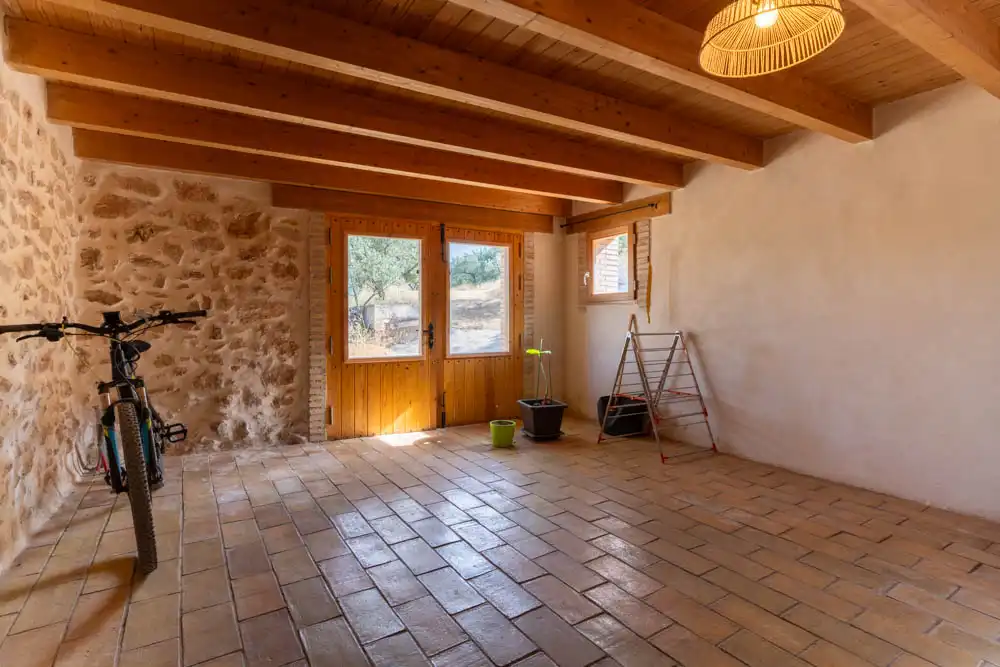 Finca rústica en venta en Aldover con Jardín privado, Terraza y Amueblado