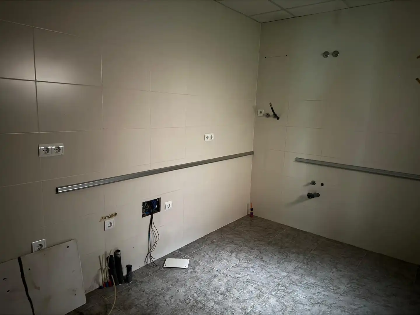 Bathroom of Buildings for sale in Ponferrada