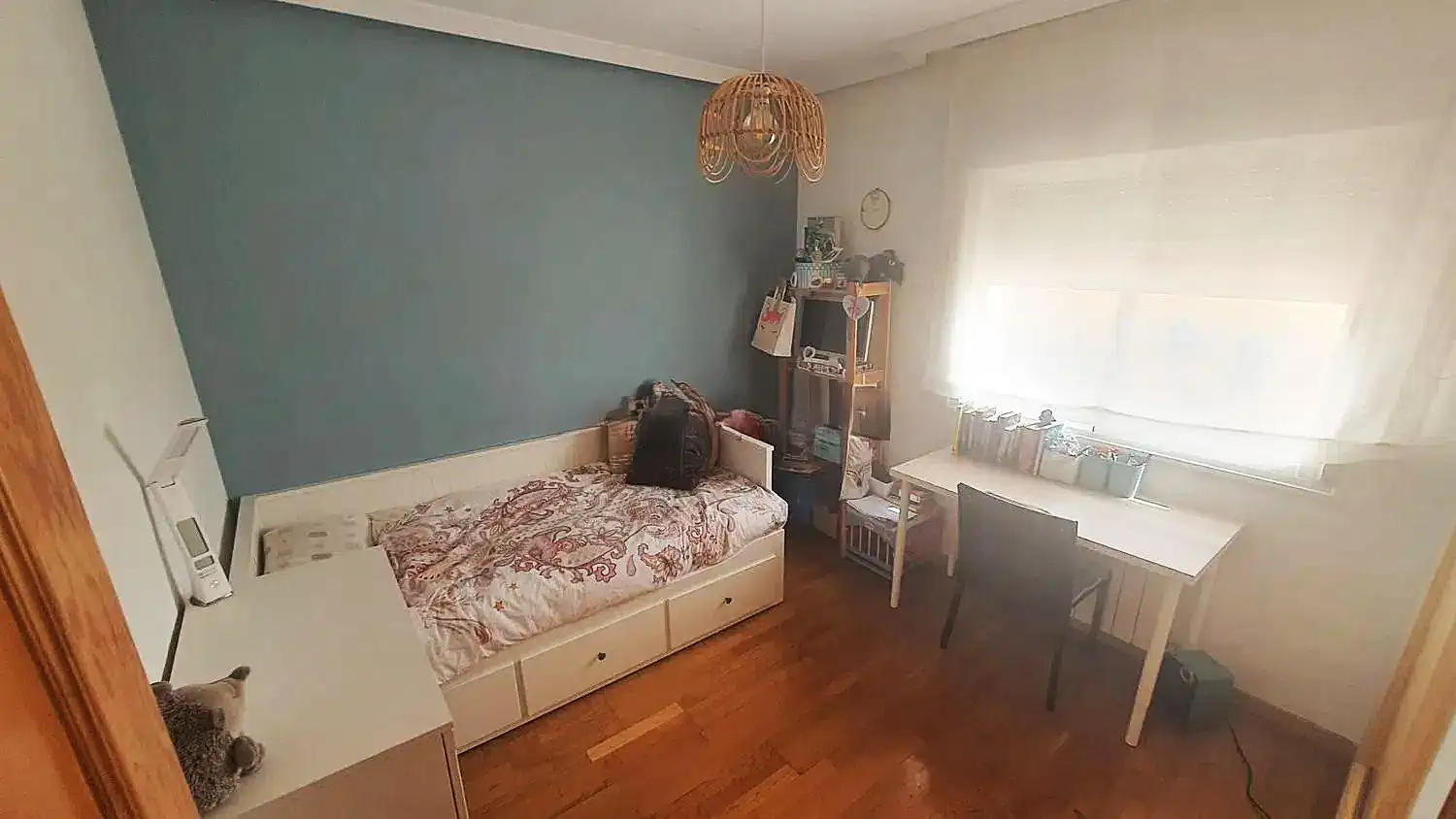 Schlafzimmer von Haus oder Chalet zum Verkauf in Barcience mit Klimaanlage, Heizung und Privatgarten