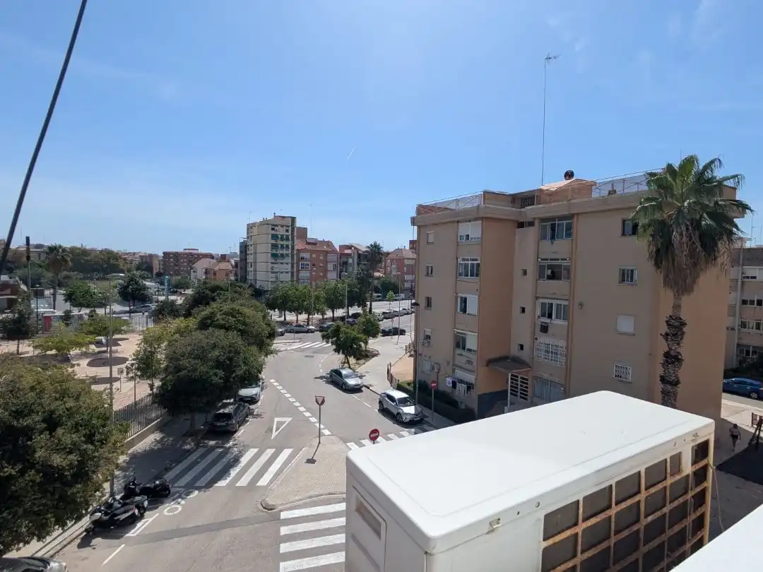 Vista exterior de Pis de lloguer en Poblats Marítims