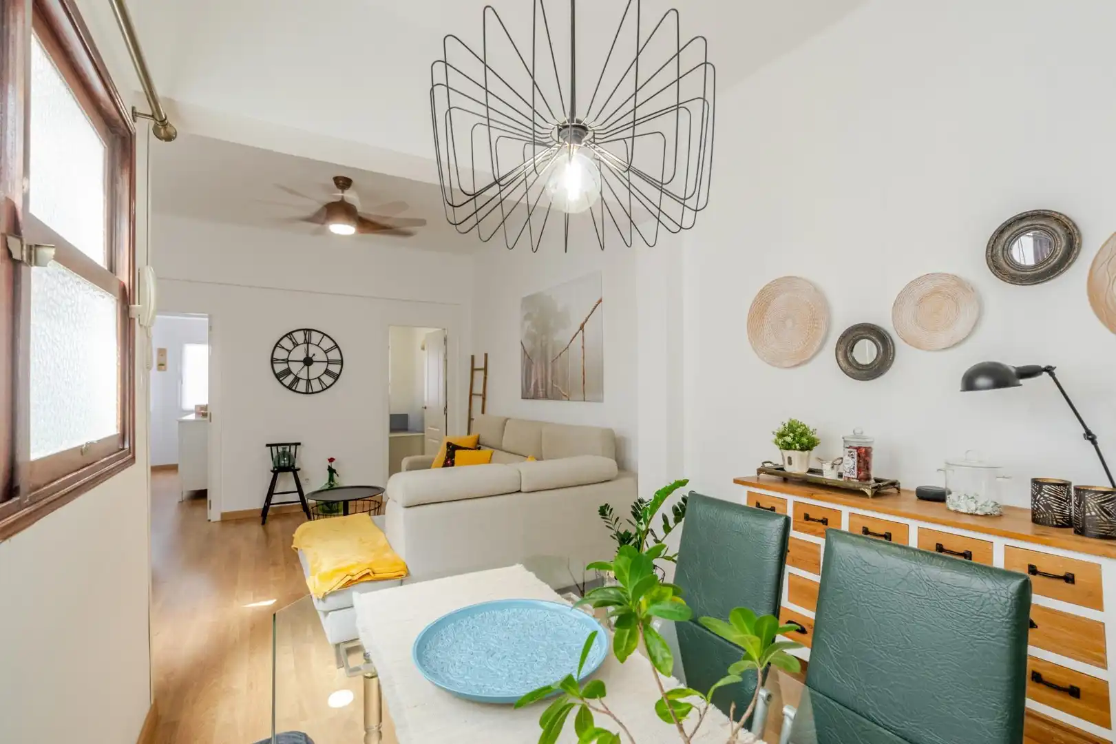Wohnzimmer von Wohnung zum Verkauf in Las Palmas de Gran Canaria mit Parkett, Abstellraum und Möbliert