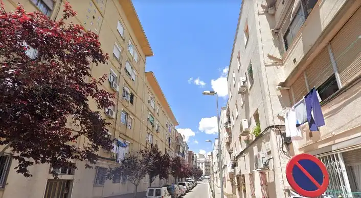 Vista exterior de Piso en venta en L'Hospitalet de Llobregat