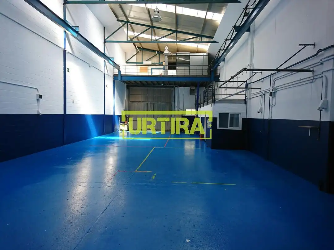 Industrial building to rent in Txatxamendi Kalea 10