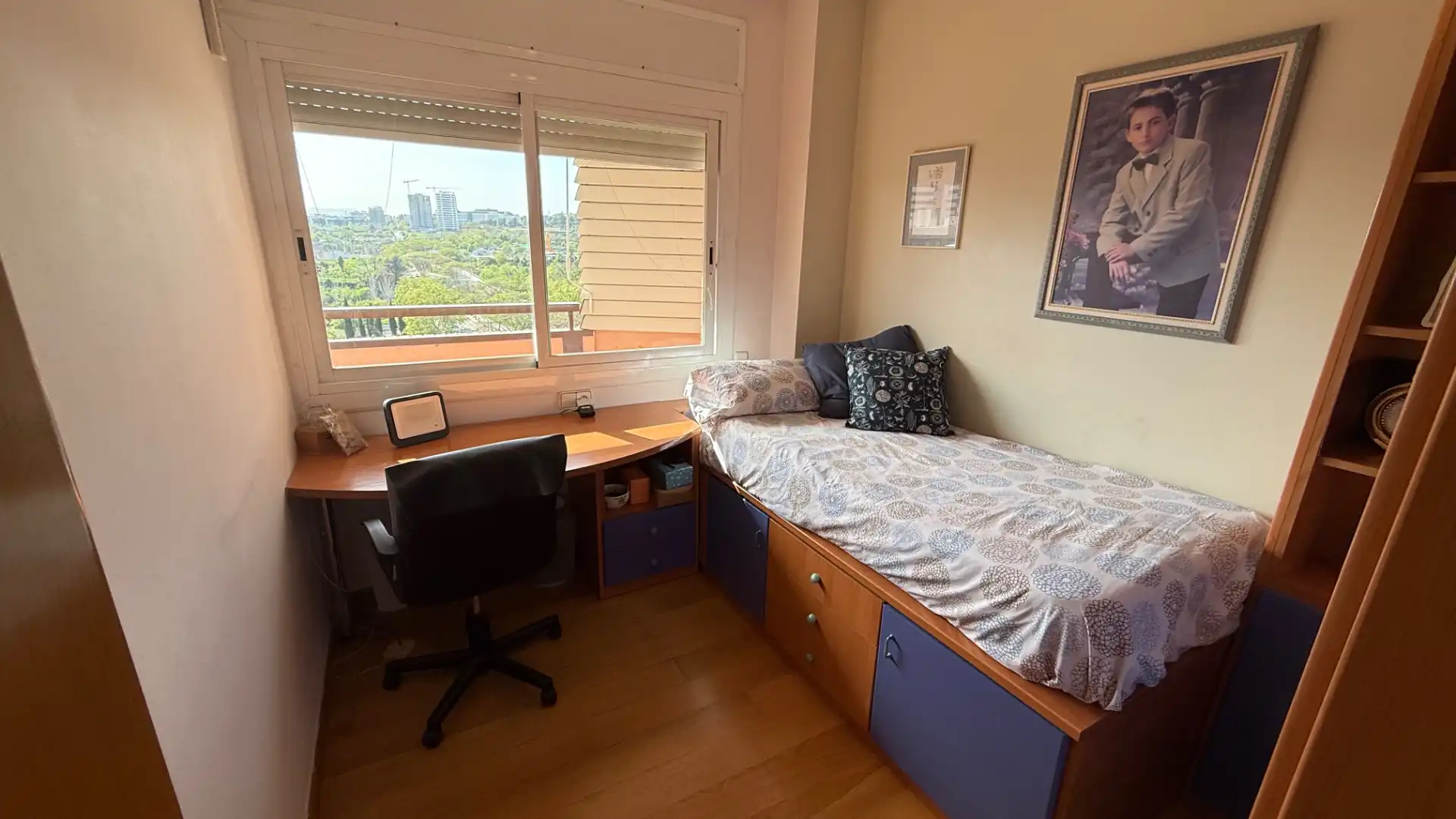 Bedroom of Flat for sale in Barcelona  with Air Conditioner, Heating and Parquet flooring