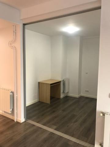 Piso en Alquiler en Cuatro Caminos - Azca