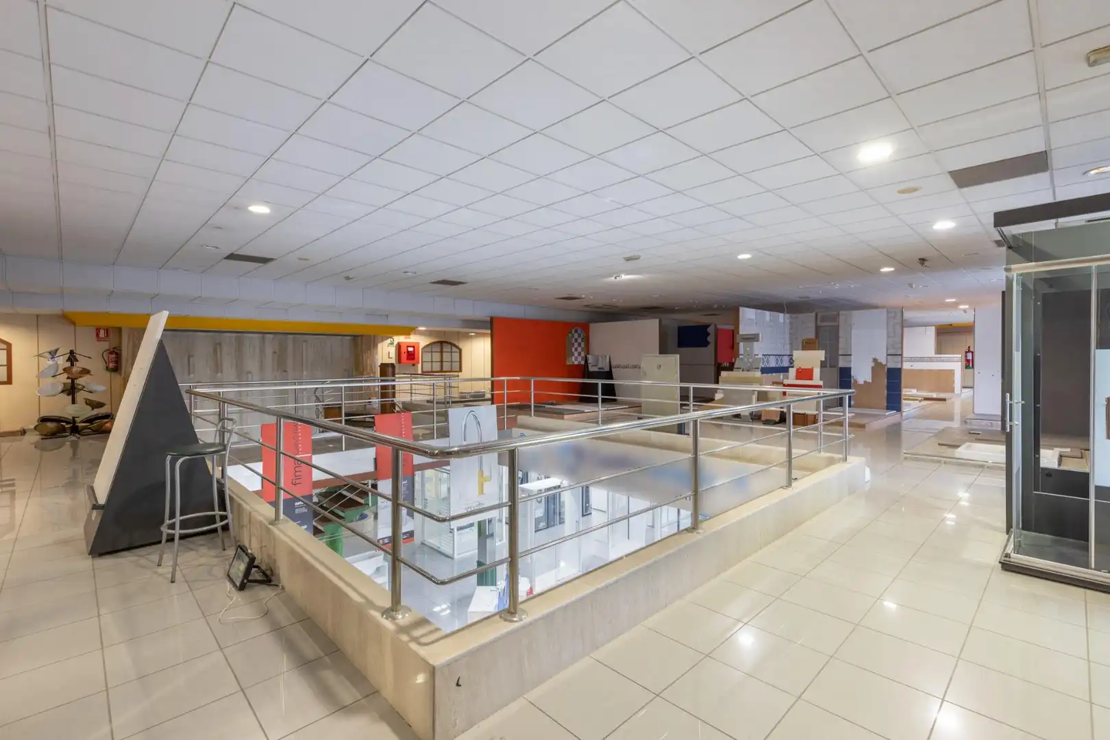 Nau industrial en venda en Santa Fe amb Calefacció