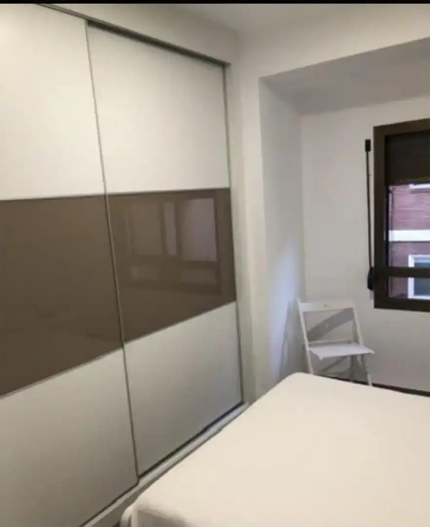Habitación de Piso en venta en  Valencia Capital con Aire acondicionado y Balcón