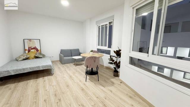 Estudio en Venta en Parque Victoria Eugenia