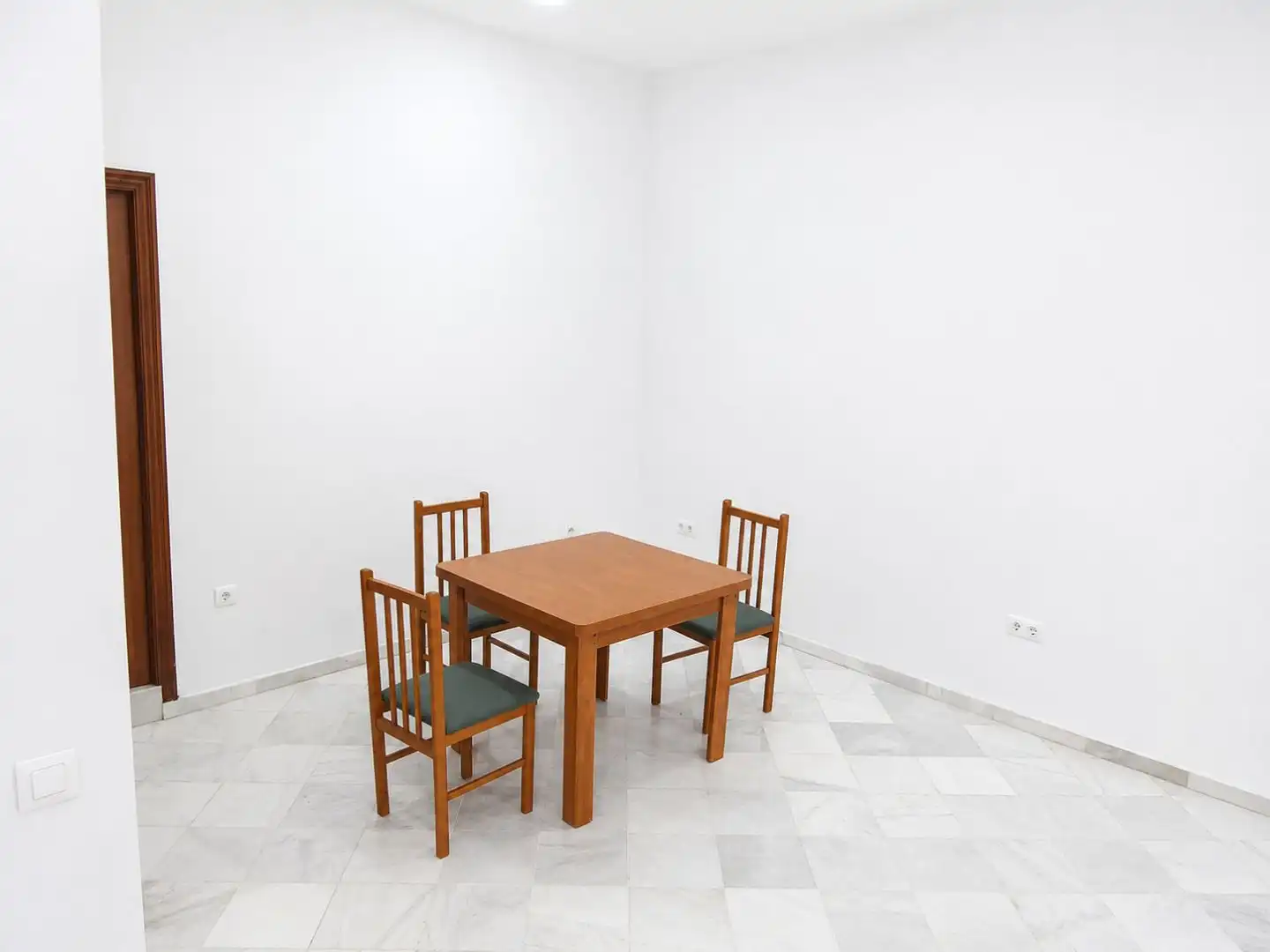 Dining room of Commercial properties for rent in Cádiz