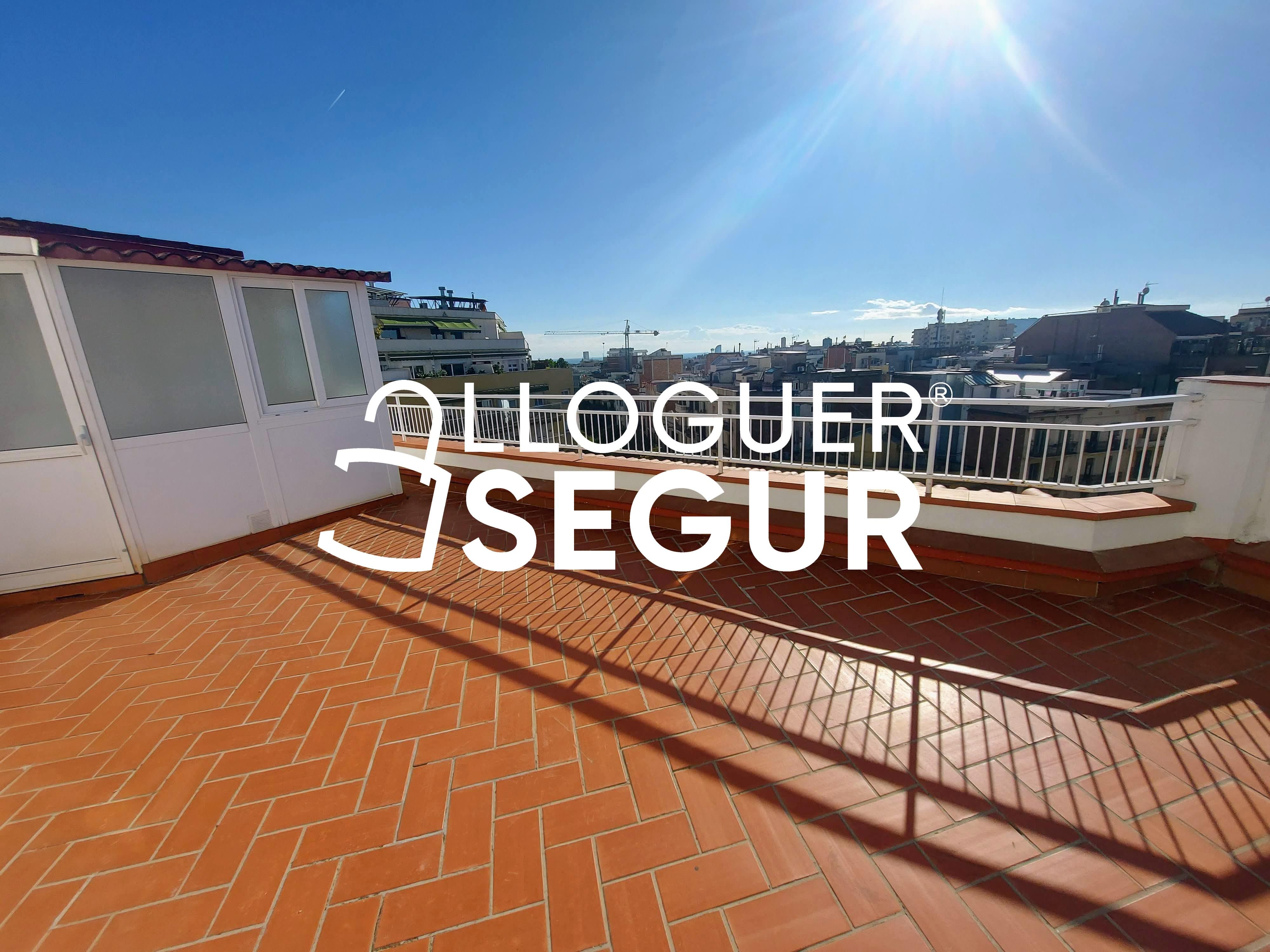 Terrace of Attic to rent in  Barcelona Capital  with Air Conditioner and Terrace