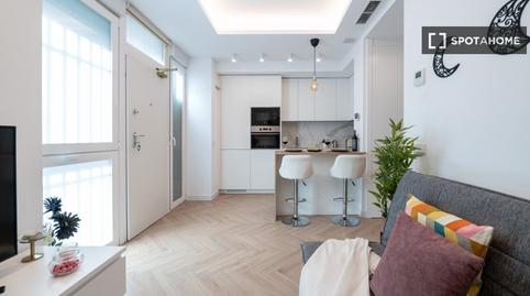 Photo 3 of Flat to rent in Pacífico,  Madrid Capital