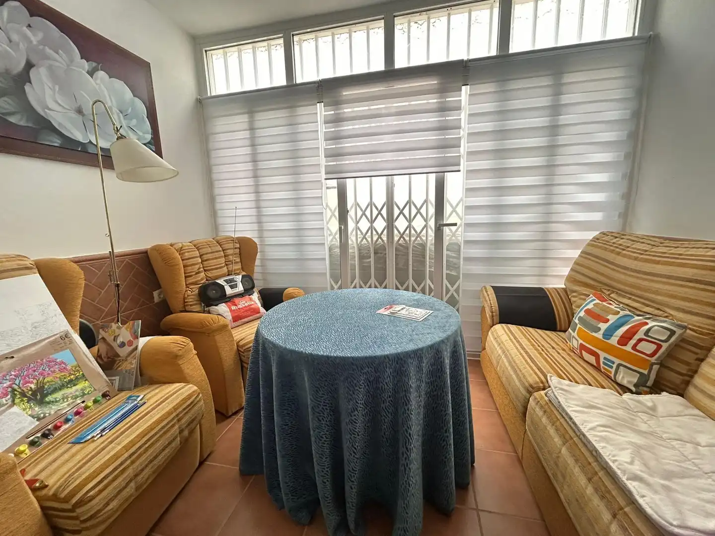 Sala d'estar de Casa o xalet en venda en Sierra de Yeguas amb Aire condicionat, Calefacció i Jardí privat
