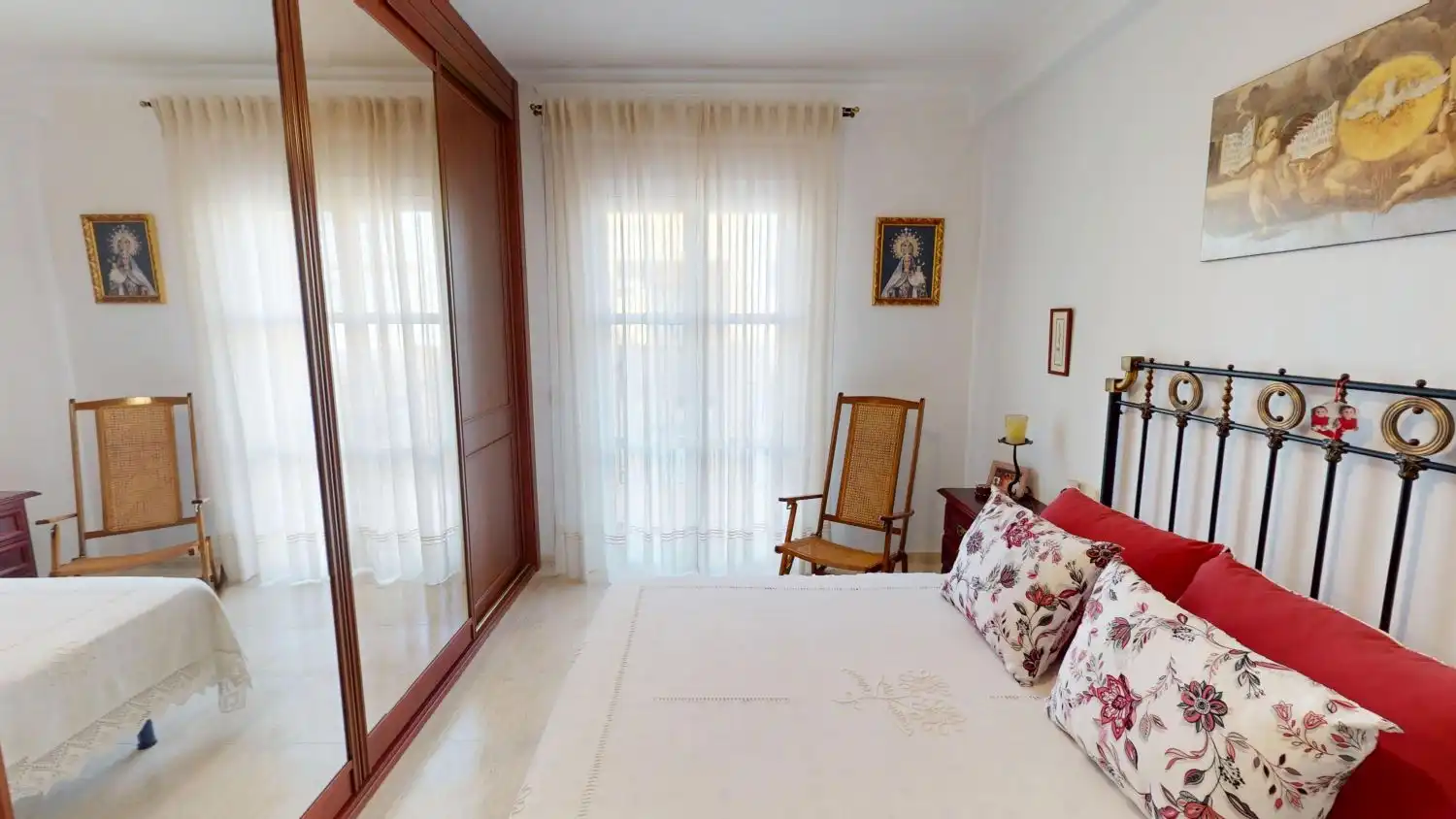 Dormitori de Casa o xalet en venda en Alcalá de Guadaira amb Aire condicionat i Terrassa