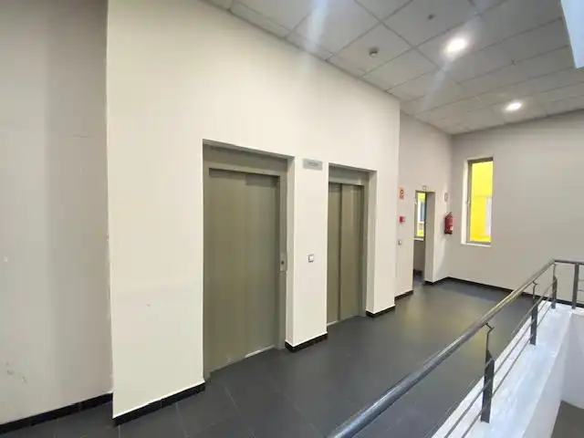 Estudi amb ascensor de lloguer a Calle de Francisco Aritio, imagen 5