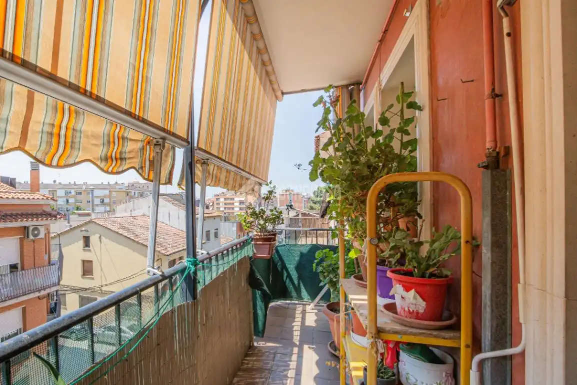 Terraza de Piso en venta en Rubí con Calefacción, Parquet y Amueblado
