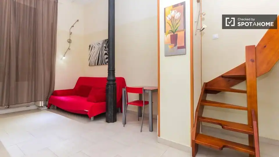 Appartement avec terrasse à louer à Centro