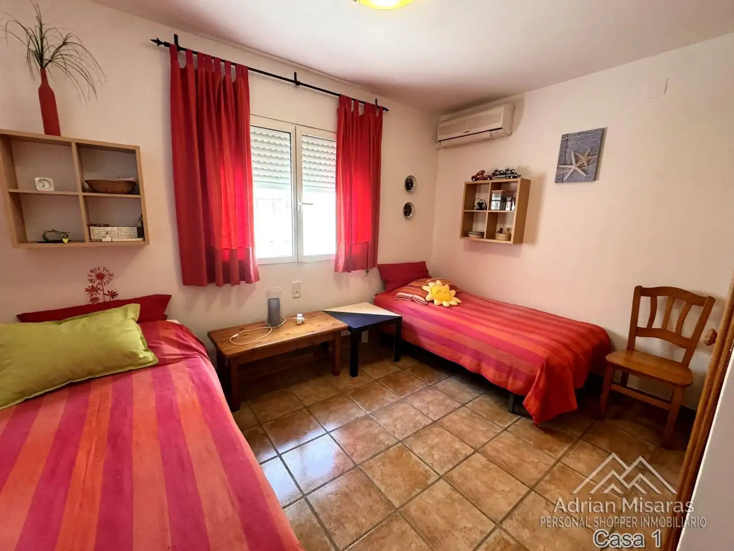 Habitación de Casa o chalet en venta en Deltebre con Aire acondicionado, Piscina y Amueblado