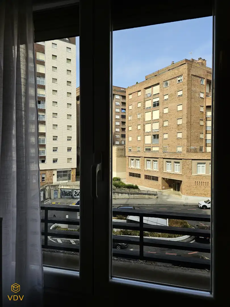 Vista exterior de Pis en venda en  Pamplona / Iruña amb Aire condicionat, Calefacció i Parquet