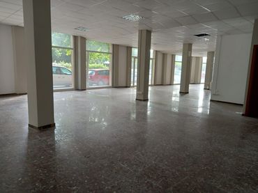 Local comercial en venda a Carrer d'Antoni de Bofarull