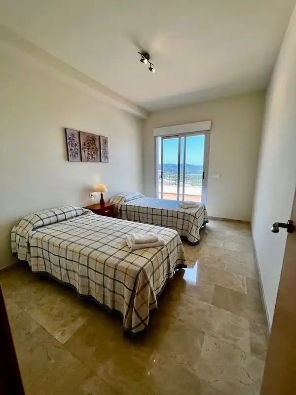 Habitación de Apartamento de alquiler en Pego con Aire acondicionado, Calefacción y Terraza