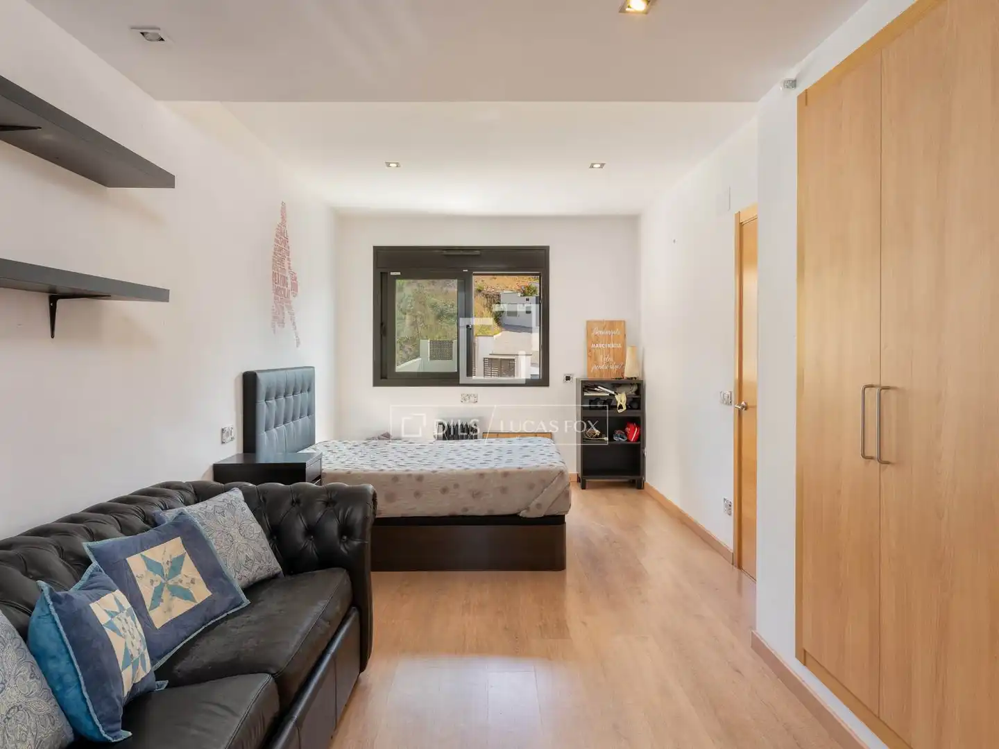 Schlafzimmer von Haus oder Chalet zum Verkauf in Lloret de Mar mit Klimaanlage, Privatgarten und Terrasse