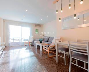 Living room of Flat to share in  Valencia Capital  with Air Conditioner, Furnished and TV