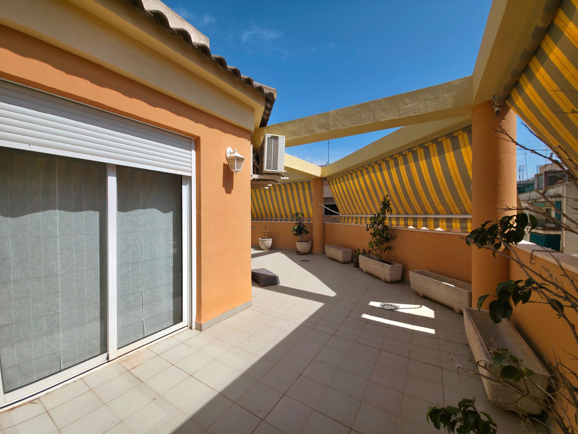Dachboden zum verkauf in Calle San Pablo, 47, Carolinas Altas, Pla - Carolinas, Alicante / Alacant