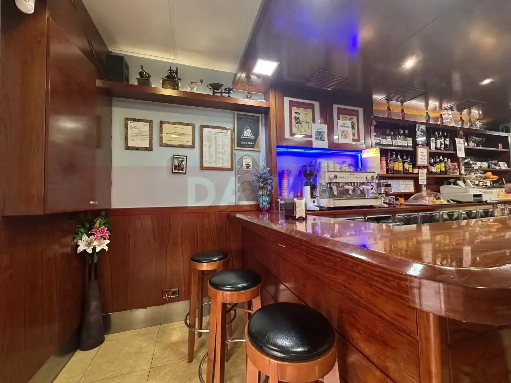 Local comercial de lloguer a Gran Via Corts Catalanes, imagen 3