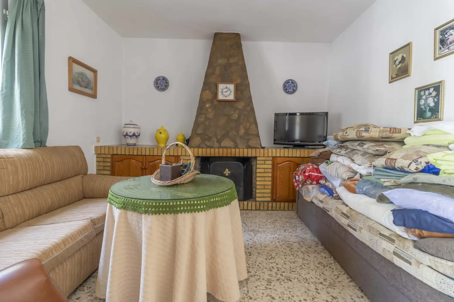 Sala de estar de Casa o chalet en venta en Carmona con Piscina