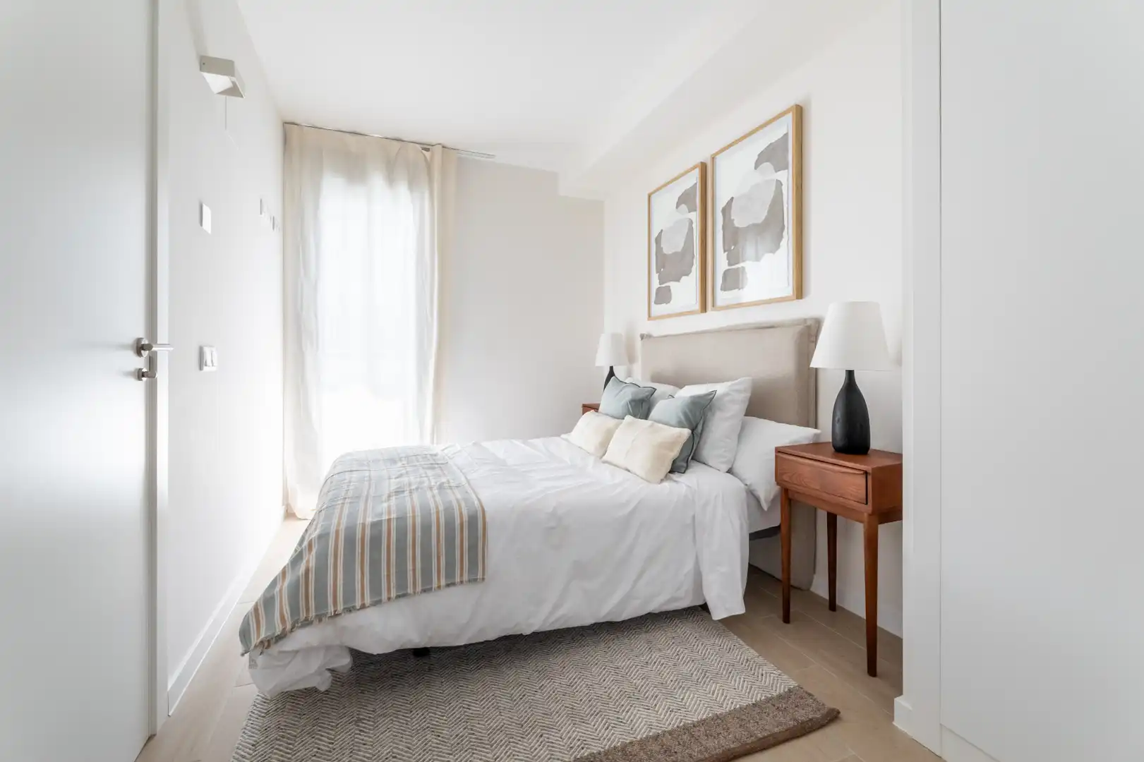 Bedroom of Apartments for rent in Madrid  with Air Conditioner, Heating and Terrace