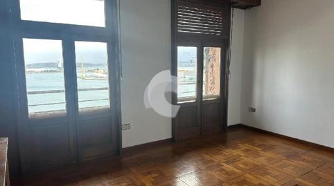 Foto 2 von Wohnung zum Verkauf in Cuatro Caminos - Plaza de la Cubela, A Coruña Capital