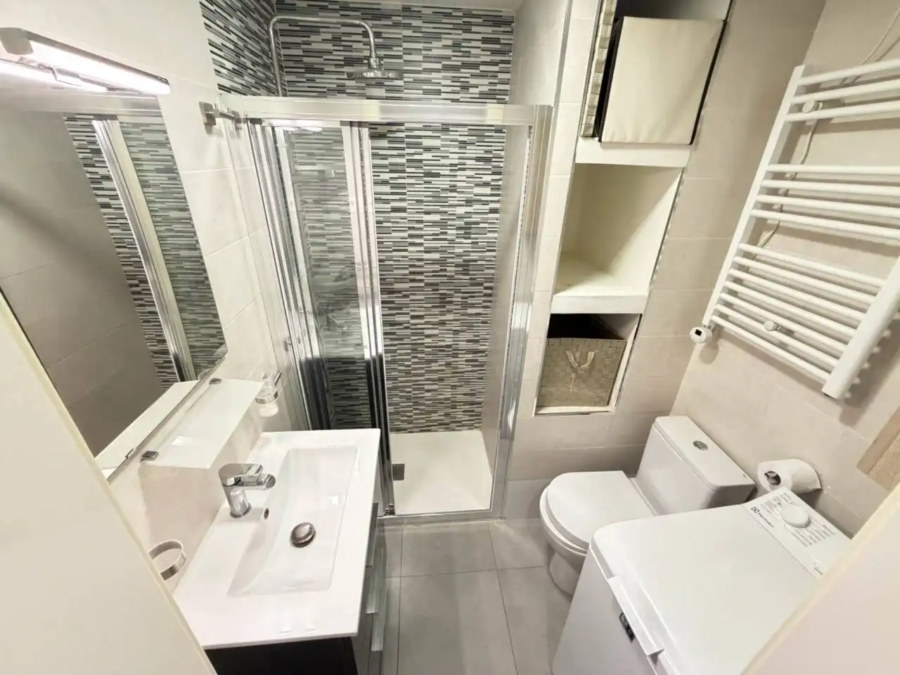 Baño de Piso en venta en Barcelona con Terraza y Balcón