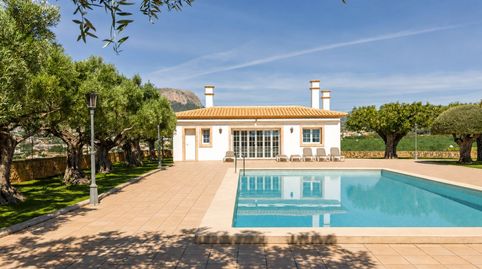 Foto 4 de Casa o chalet en venta en Urbanización Ortenbach, -1, Marisol Park - Ortembach - Los Almendros, Calpe / Calp