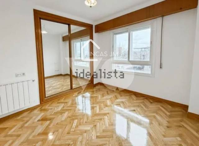 Piso en Venta en pablo picaso, 22 en Almeda - El Corte Inglés