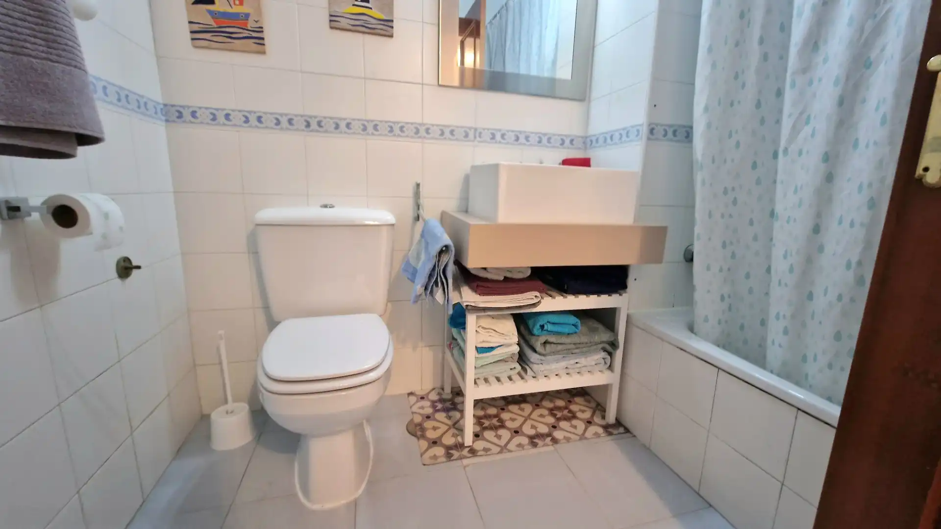 Baño de Casa adosada en venta en Mairena del Aljarafe con Aire acondicionado